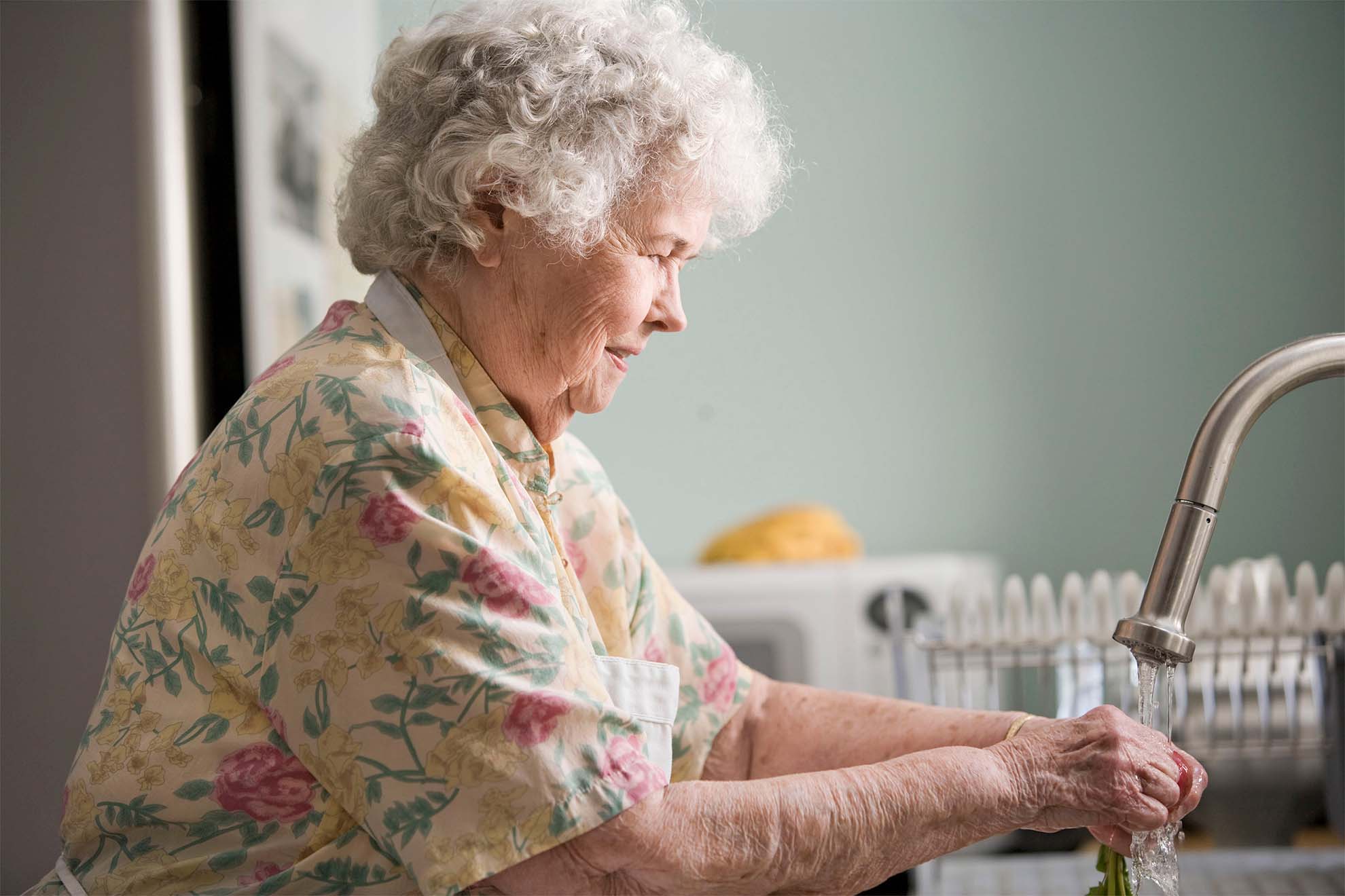Ways a Care Home Can Help Someone Living with Dementia