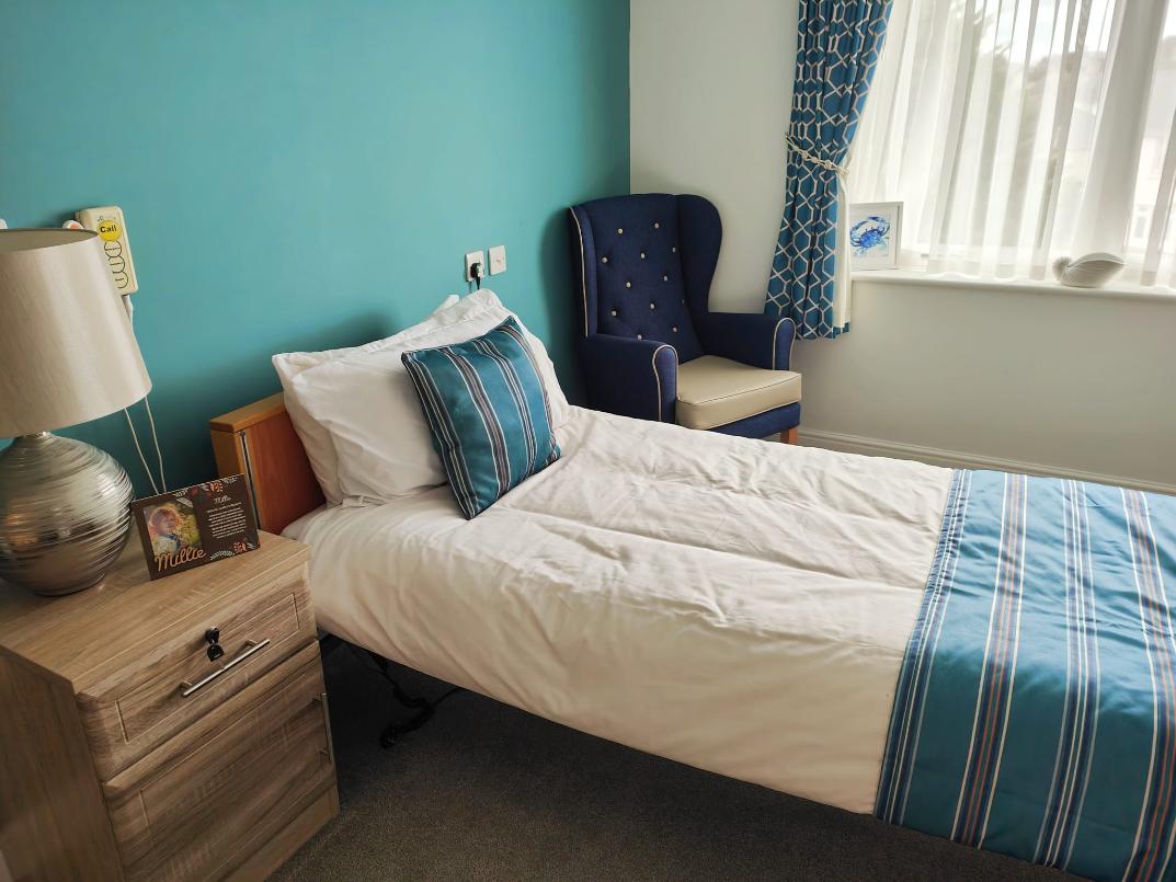 en-suite bedroom