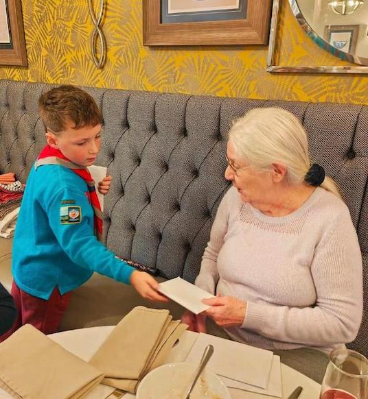 Scouts delivering christmas cards